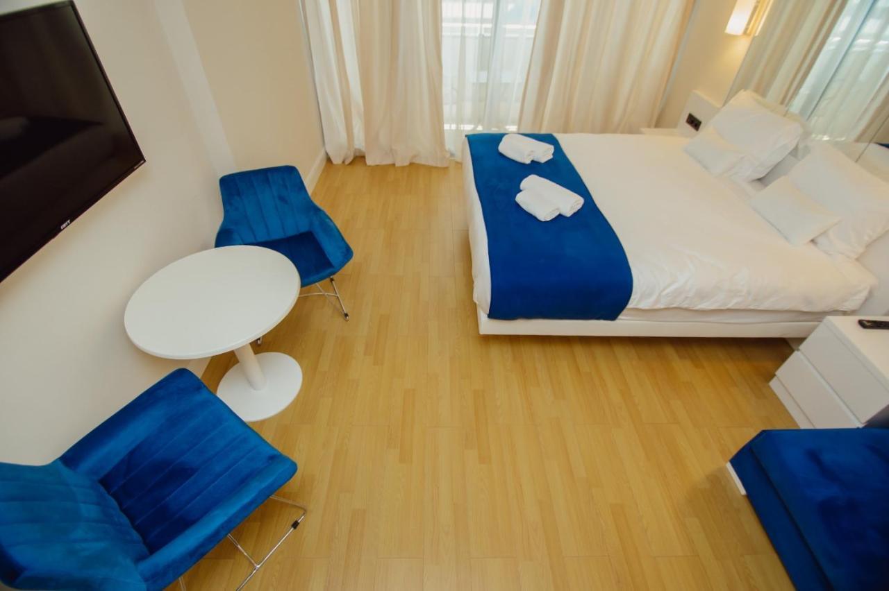 Orbi City Central Aparthotel Batumi Exterior photo
